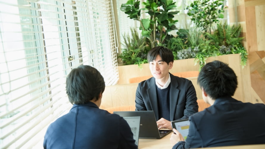 中小規模の法人のお客さまへの各種サービス提案・販売